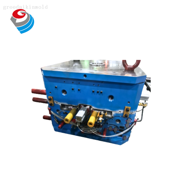 ベルマウス射出成形金型 