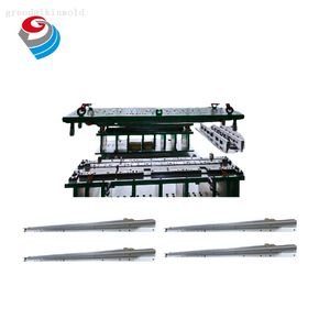 エアコンブラケットスタンピングツール